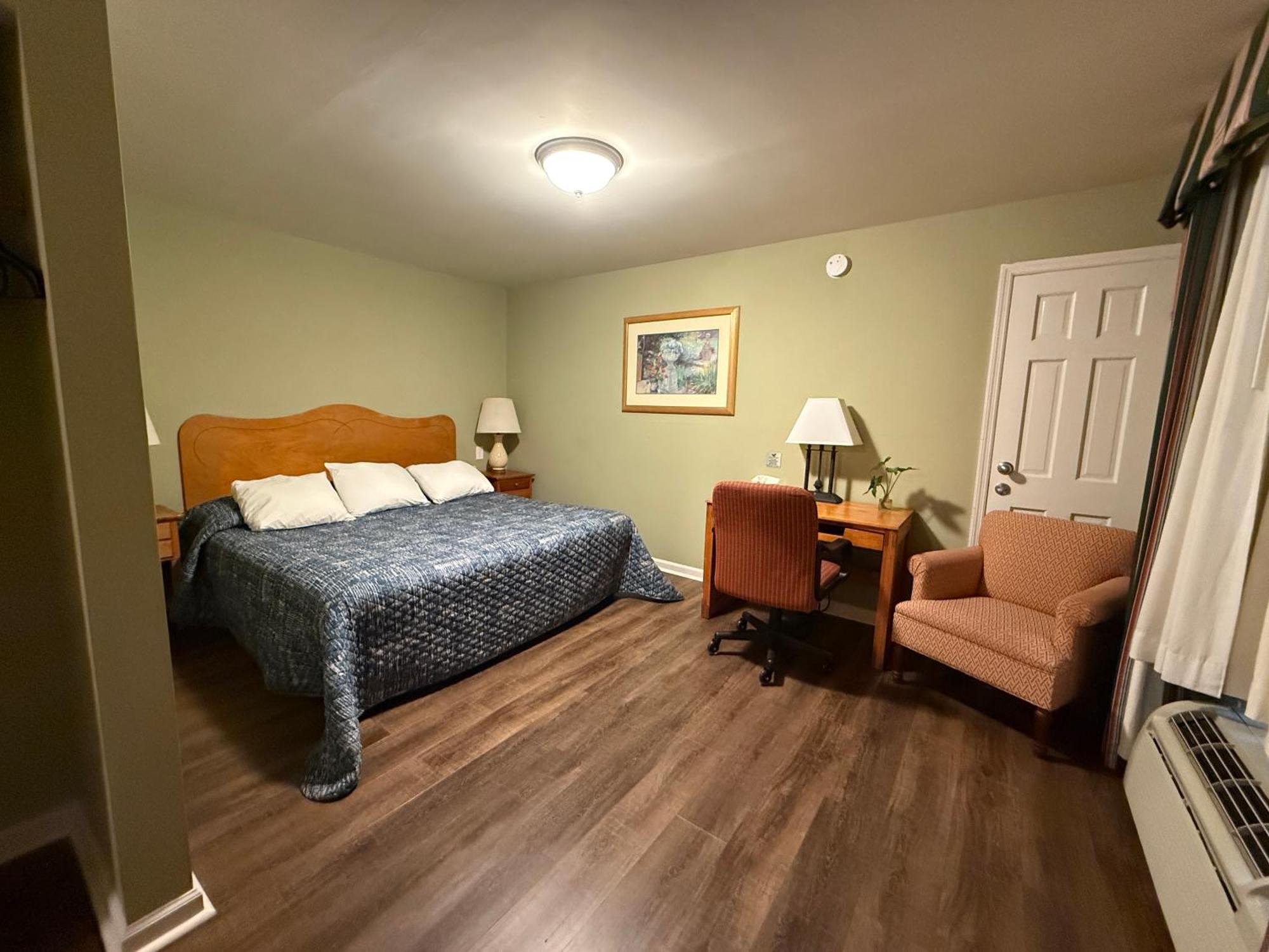 Heidi's Inn Brewster Bagian luar foto